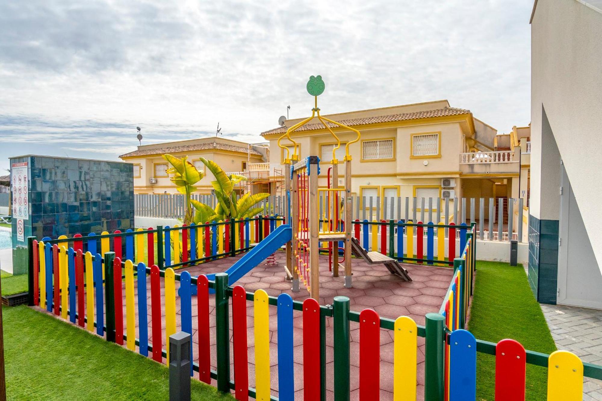 Appartamento Turquesa Del Mar - Sun & & Golf & Bike - Large Terrace Ground-floor Spanish
