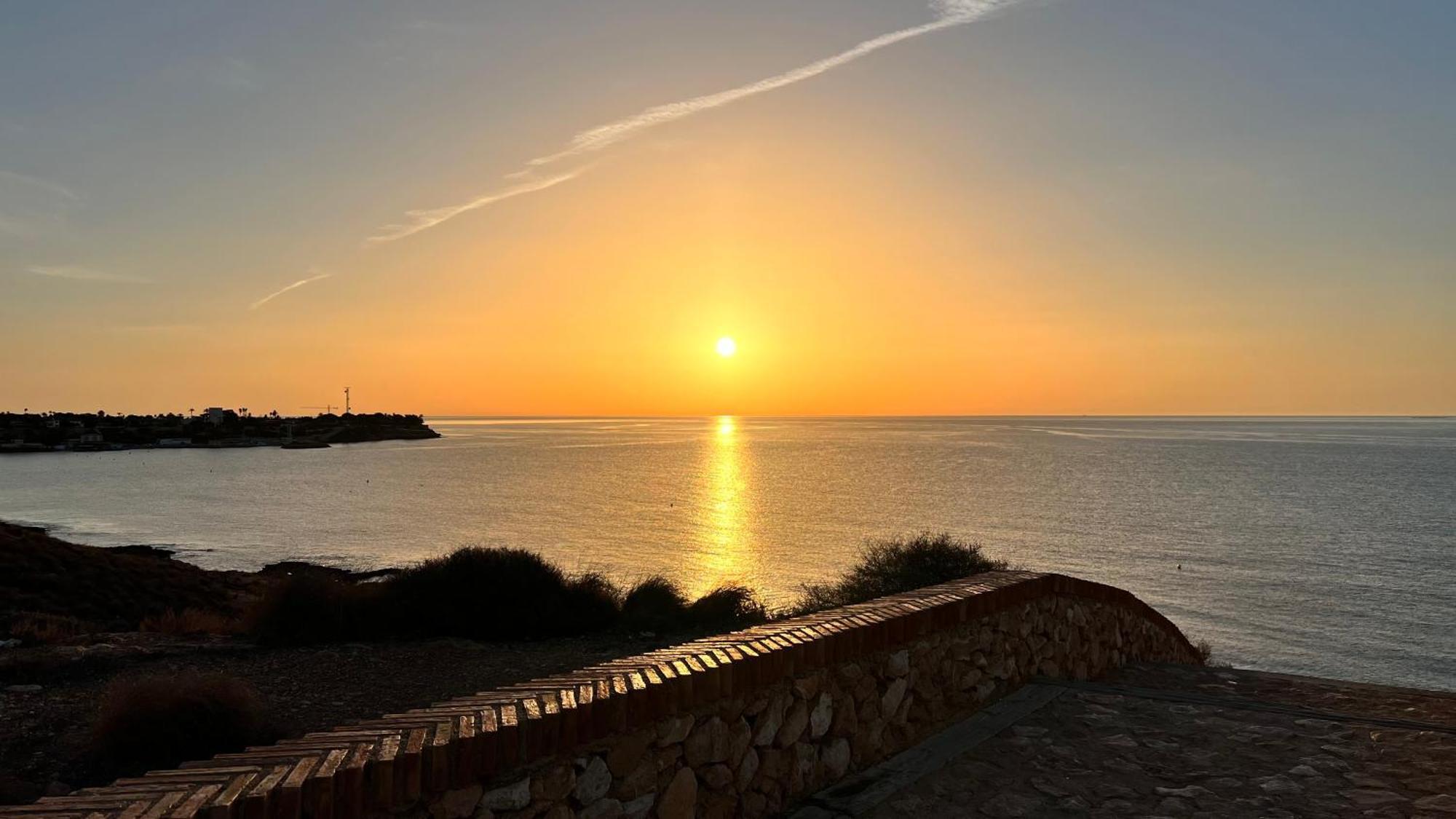 Turquesa Del Mar - Sun & Beach & Golf & Bike - Large Terrace Ground-Floor Spanish Apartment Apartment